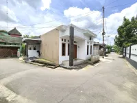 Shera Homestay Jogja Các khách sạn ở Minomartani