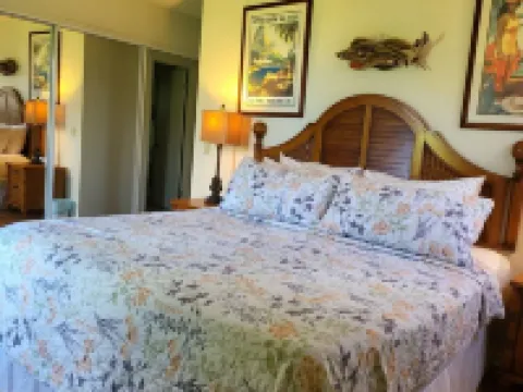 PERFECT KAUAI Condo!! Steps from Beach/2bd2bth Washer/Dryer AC -Free Parking Hotels in Kapaa