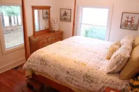 The Cottage At The Lake•Green River Lake•Campbellsville University•Kentucky Hotels in Taylor County