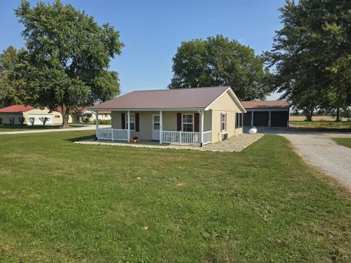 Eagle's Nest near Eagle Creek State Park Hotels in Shelby County