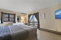 Pocono Mountains Camelback Retreat-Stunning Views