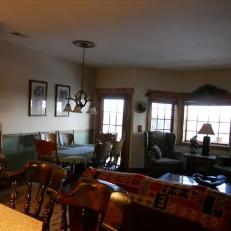 7 Springs - Luxury Southwind Ski-in Ski-Out Mountain Townhouse