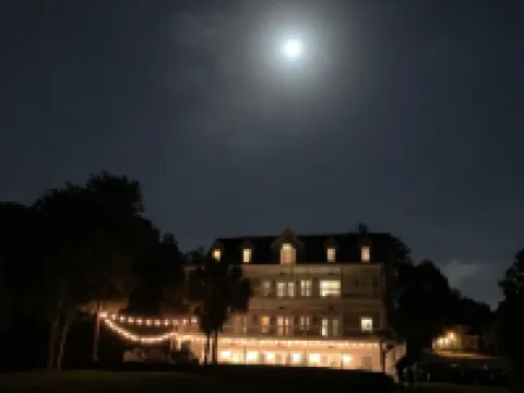 Luxury Lake House, Pool, Hot tub, Dock, Beach, Game room ,Boat Rental available スティール・クリークのホテル