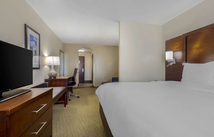 Comfort Suites Benbrook - Fort Worth Southwest