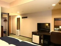 Smile Hotel Premium Kanazawa Higashiguchiekimae Hotels near Ono-ko