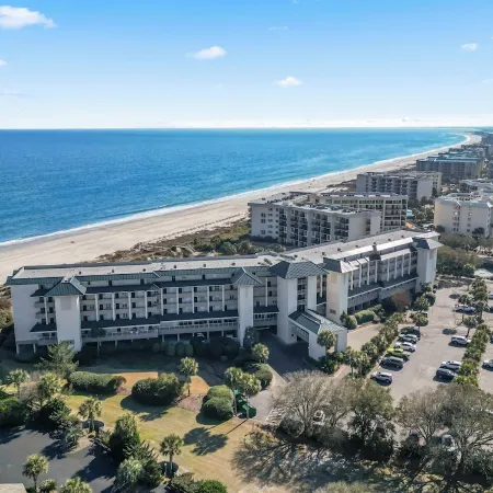 Oceanfront: The Seabatical Suite at Bridgewater Resort / Litchfield By The Sea