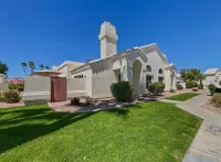 Perfect Chandler Getaway – Cozy Condo in the Heart of the East Valley!