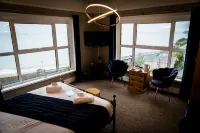 Channel View Hotel