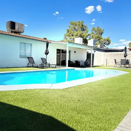 A Getaway Home with a pool table, table tennis & a Pool.