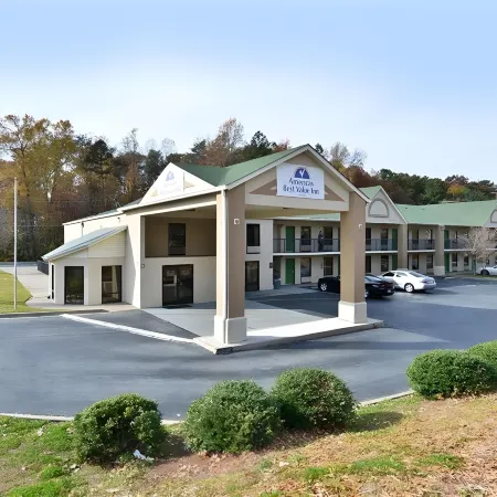 TownePlace Suites Greensboro Coliseum Area Отели рядом с достопримечательностью «Торговый центр Four Seasons»