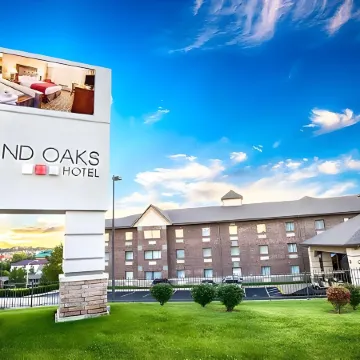 Grand Oaks Hotel