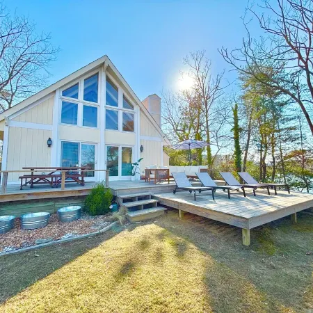 Family Friendly Waterfront Home - Private Dock, Kayaks, Fire Pit, Grill, Deck