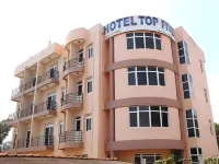Hotel Top Five