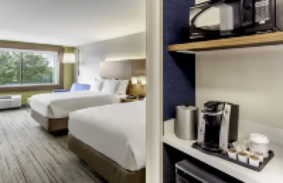 Holiday Inn Express & Suites MILWAUKEE – WEST ALLIS by IHG