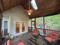 Angel Cove Family Vacation House - 3-Star