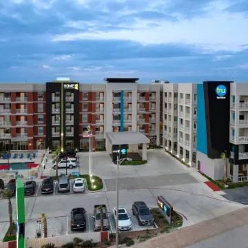 Home2 Suites by Hilton Galveston Hotels near Moody Mansion