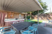 Hot Tub for 7 ~ Near Stadium/DT/Airport ~ Putting Green + Fire Pit Hotels near Trinity Rail Express - CentrePort/DFW Airport Station