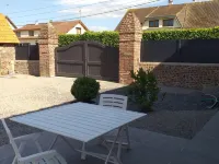 Maison à la Campagne Avec Cour Clôturé et Espace Extérieur Hotels in Eu