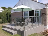 Sea Dunes - a Croyde bungalow with sea views & easy walk to the beach or village Hotels in Croyde