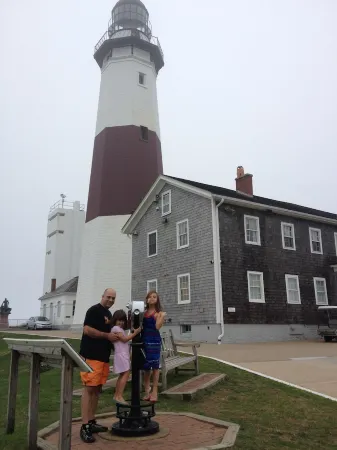 1856 Trading House w/ walk to water Отели рядом с достопримечательностью «Поквотт Бич Фронт»