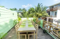 Turtle Maldives - Your Gateway to the Beach & Marine Adventures Await! Hotels in Mahibadhoo