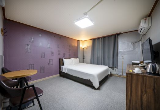 모텔센트 로비 무료 커피 머신