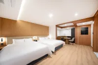 Hound Hotel Jeonju Ajung District - parcheggio