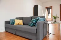 Spacious loft in the heart of West Town, Noble Square Chicago