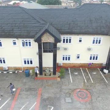 Victoria Inn Hotel and Suite