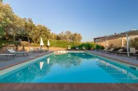 La Casa Medioevale - piscina