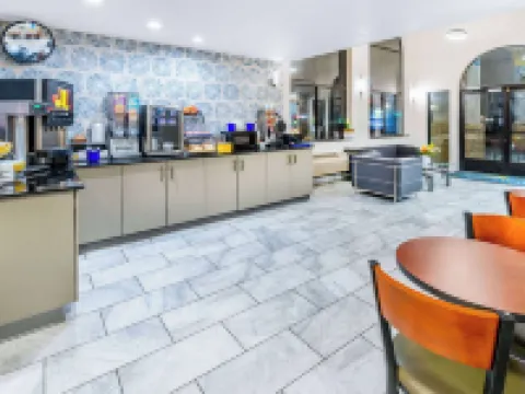 Days Inn by Wyndham Los Lunas Hotels in Valencia County