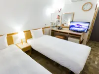 Toyoko Inn Tsushima Izuhara - parking