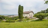Chambres d'hôtes Villa Volcano Отели в г. Малоза
