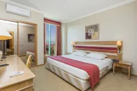 Riviera Hotel Hotels in Carcavelos