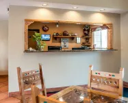 Econo Lodge Inn & Suites Hotels in Santa Fe
