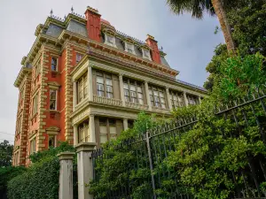 Wentworth Mansion