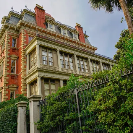 Wentworth Mansion