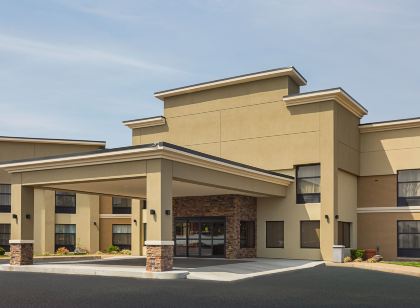 Clarion Inn & Suites