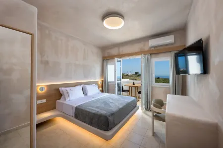 Aelia Luxury Suites