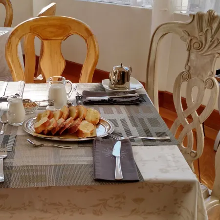 La Coupole Hotel