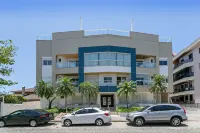 Aquarelle by Viva - Prédio Nos Ingleses pé-na-Areia Com Piscina Hotel dekat Morro das Feiticeiras