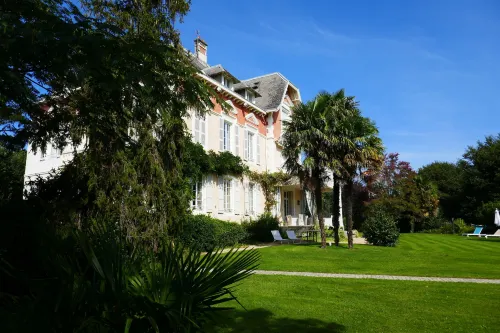Domaine de Bassilour Hotels in Ahetze