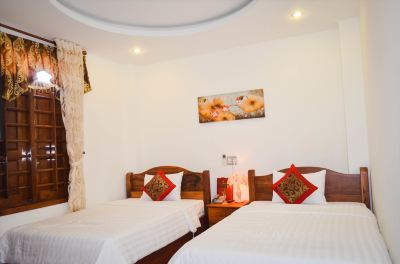 Deluxe Twin Room San San Hotel Photo