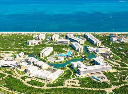 Grand Palladium Select Costa Mujeres - All Inclusive