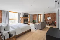 Lofts du Vieux-Port by Gray Collection