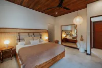 Castaway Resort Отели рядом с достопримечательностью «Нуса Лембонган»
