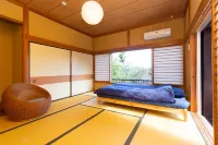 Cozy Villa with Hot Springs and Nature فنادق في إيتو
