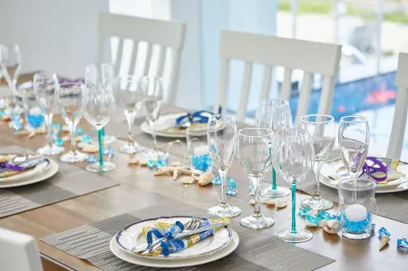 Resort Villa Motobu Отели рядом с достопримечательностью «Bise-Fukugi Tree Road»