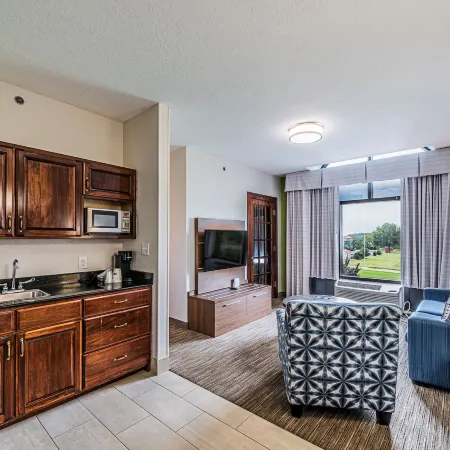 Holiday Inn Express & Suites FRANKLIN by IHG