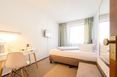 Hotel Kaspar Garni Hotels near Indoor Parking ICE Station Siegburg / Bonn